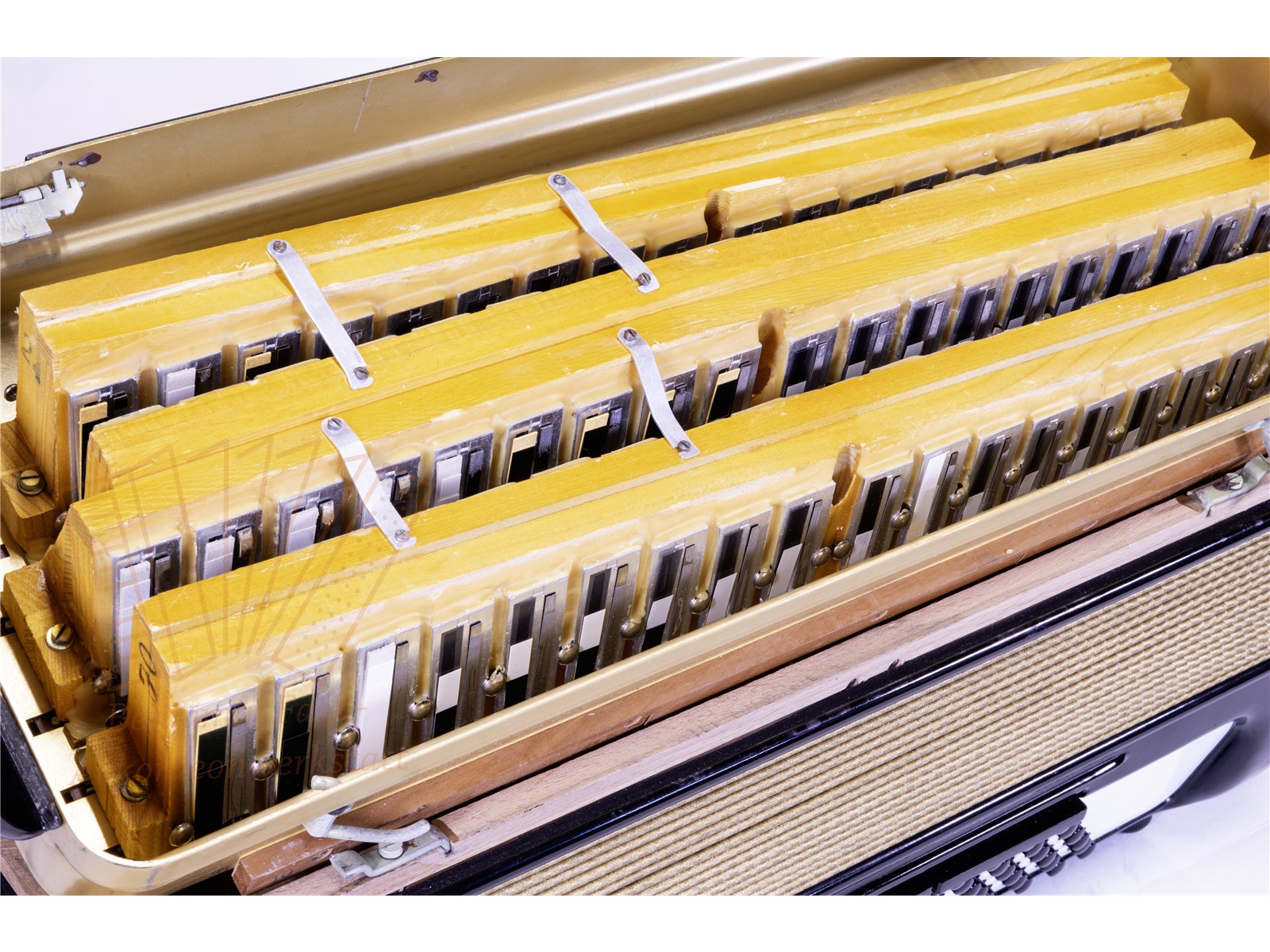 Akkordeon Hohner Verdi II N 96 Bass 37/96/III/7/3 schwarz - gebraucht