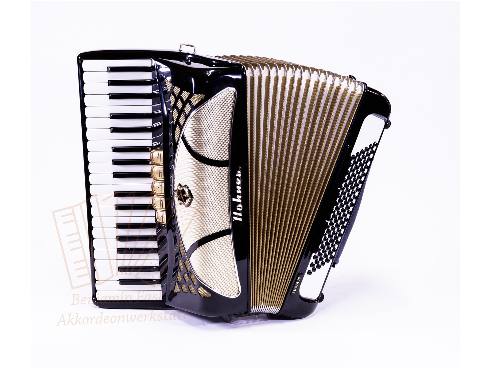 Akkordeon Hohner Lucia III 96 Bass 37/96/III/5/3 schwarz - gebraucht