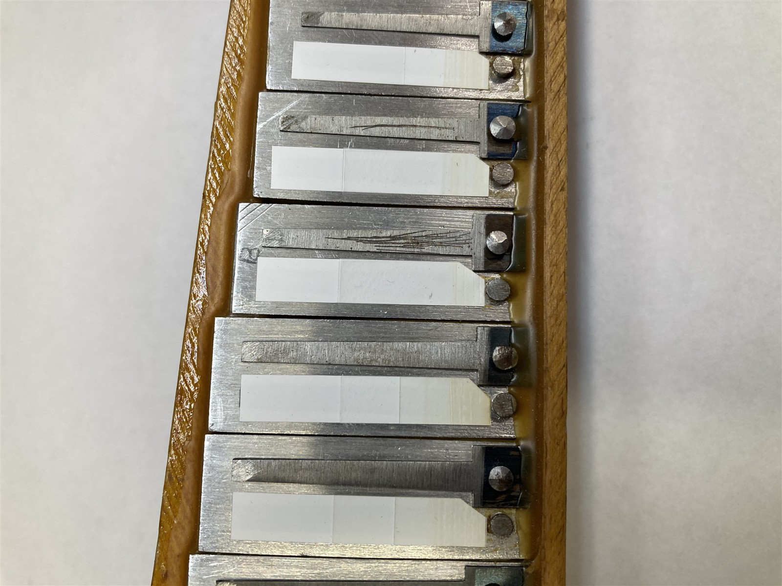 Stimmplatten und -stöcke Stimmplatten