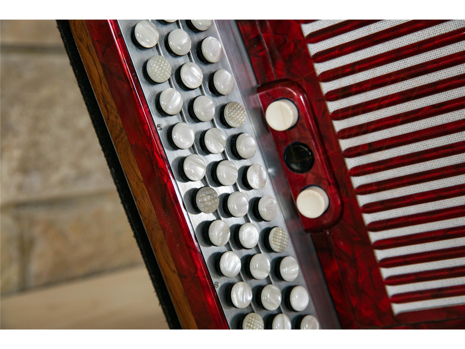 Knopfakkordeon Hohner Amati III M C-Griff 2-chörig gebraucht