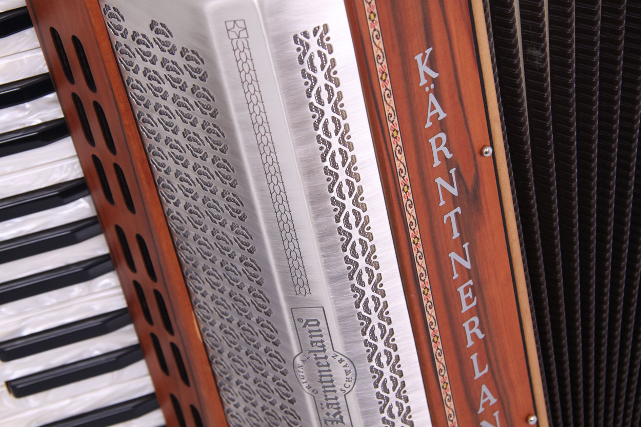 Akkordeon Kärntnerland Alpenflair 72 Indischer Apfel