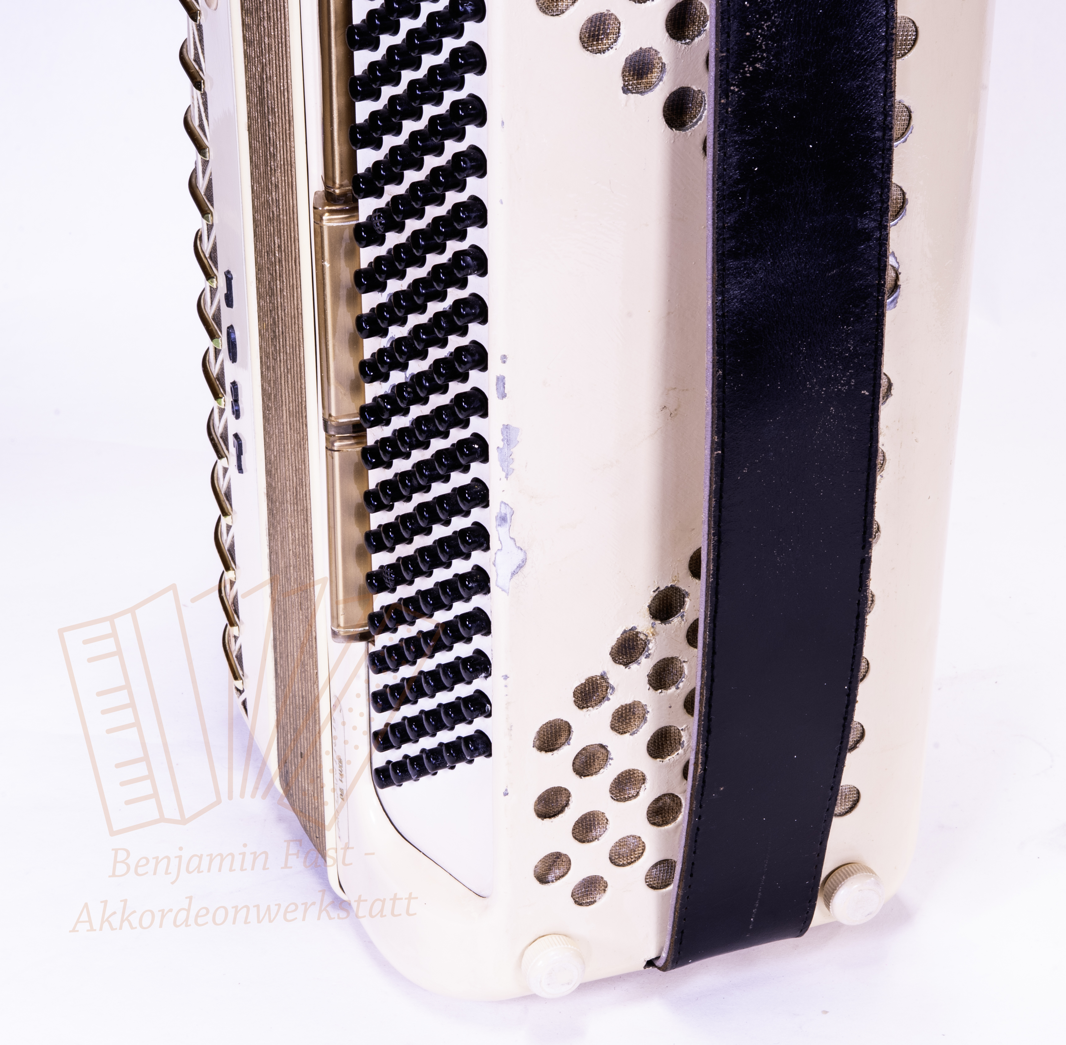Akkordeon Hohner Atlantic IV de luxe weiß - gebraucht Akkordeon Hohner Atlantic IV de luxe weiß - gebraucht
